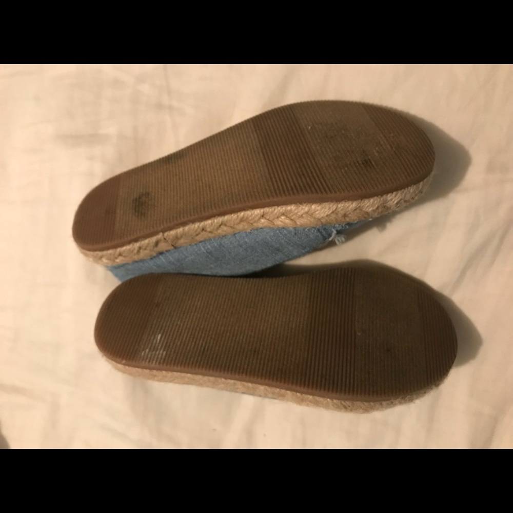 Gap shoes for little girls - Picture 4 of 4